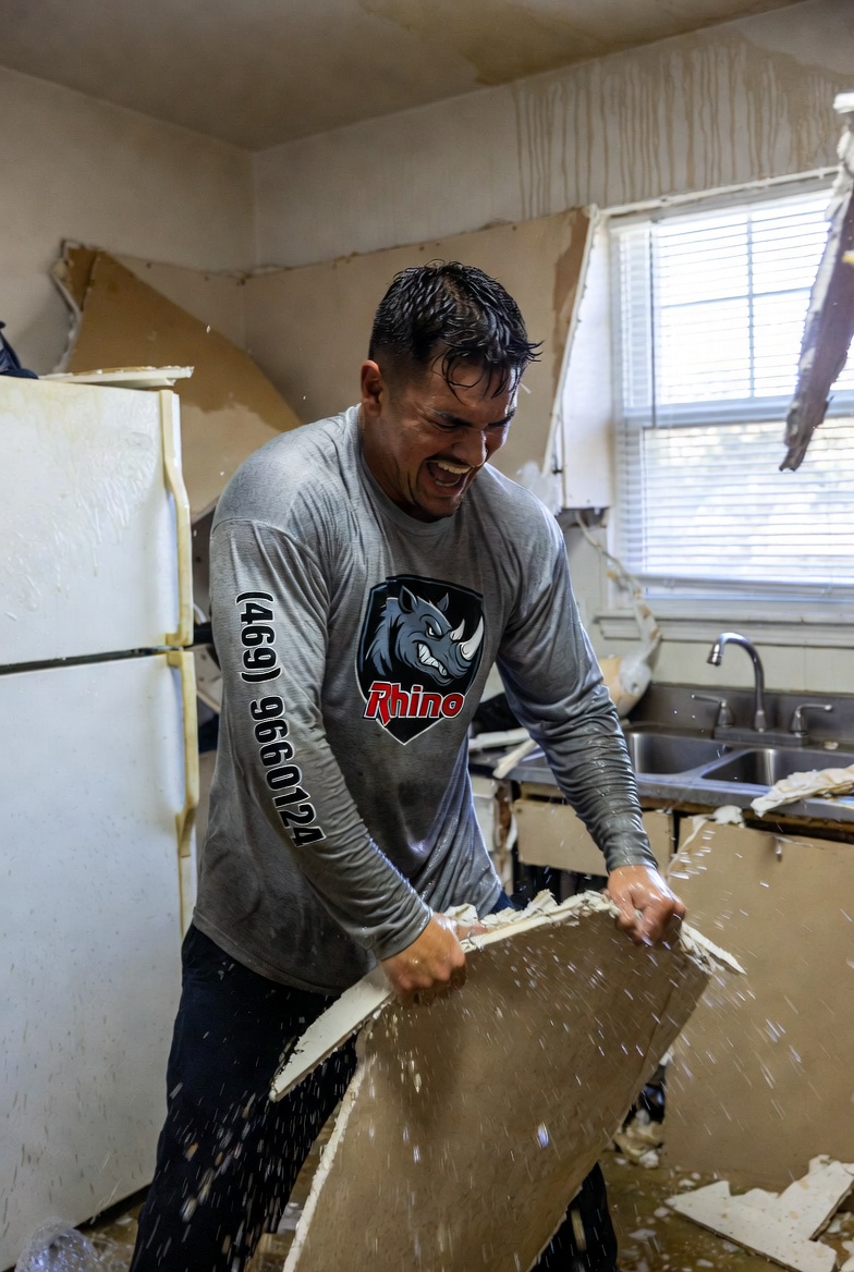 Water Damage Restoration Work Dallas
